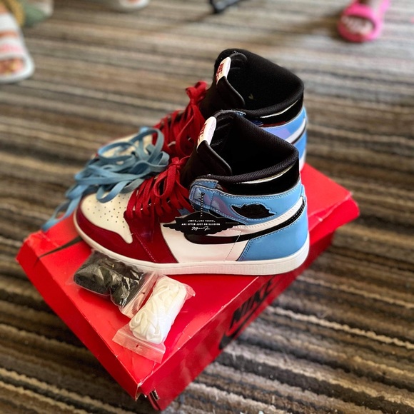 Air Jordan 1 OG HIGH UNC/CHI